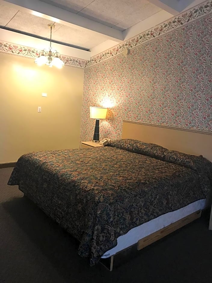 Red Carpet Inn