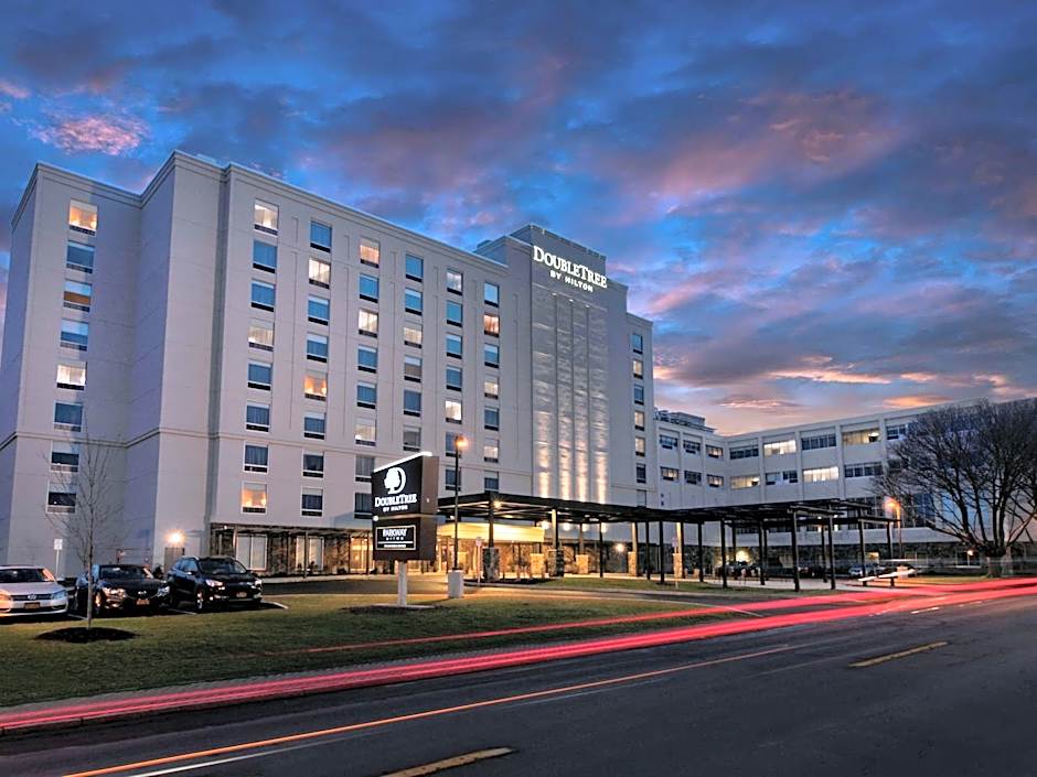 DoubleTree by Hilton Hotel Niagara Falls New York