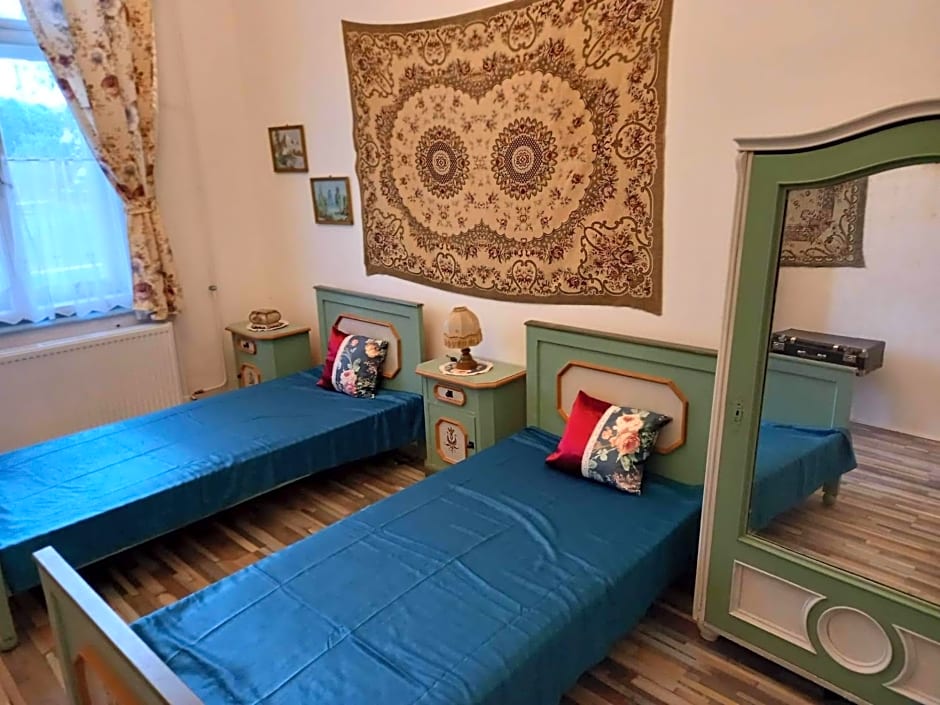 Meller-kastély Villa