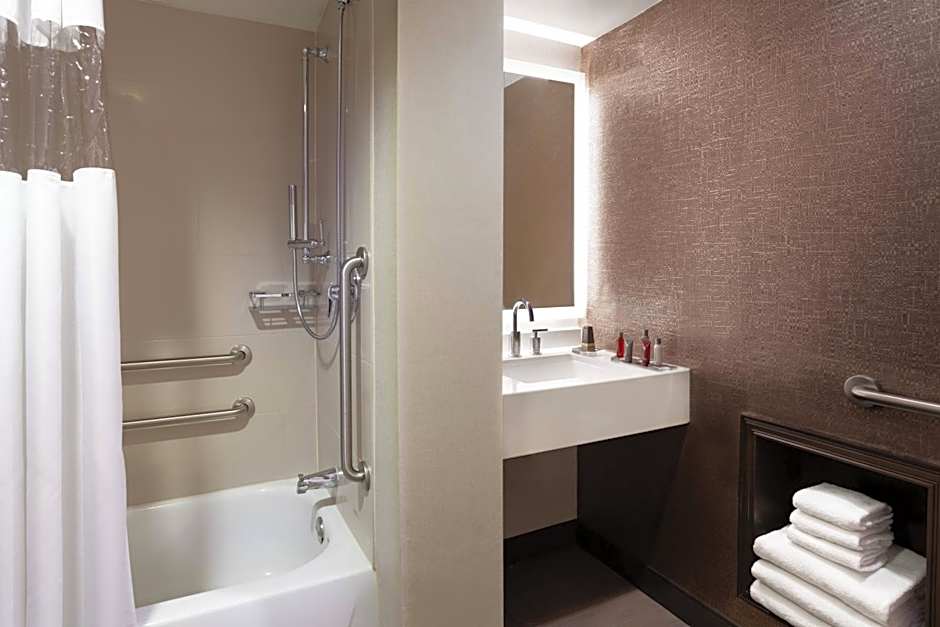 Cincinnati Marriott At Rivercenter