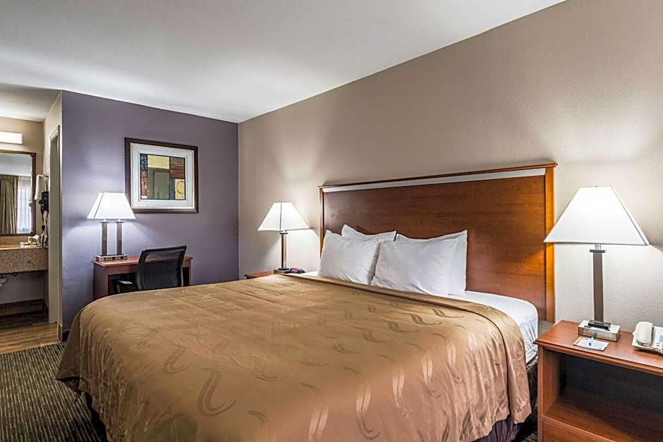 Quality Inn University Near Downtown