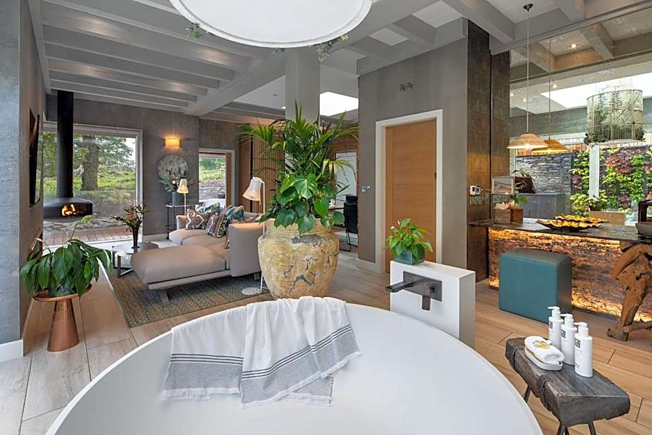 Gilpin Hotel & Lake House