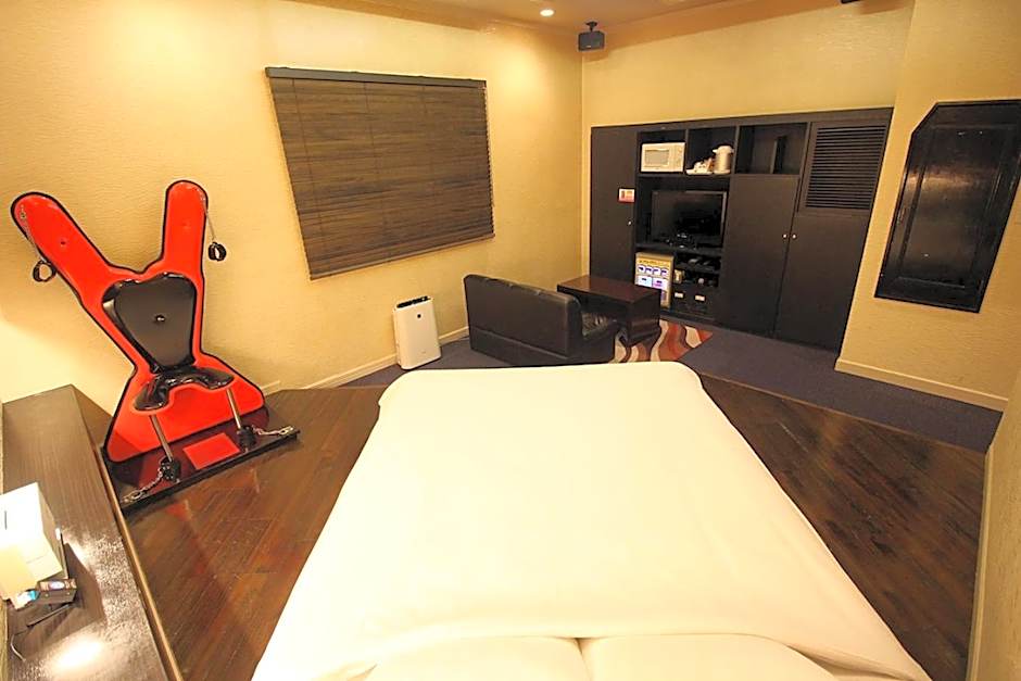 Utovilla HOTEL555 沼津店