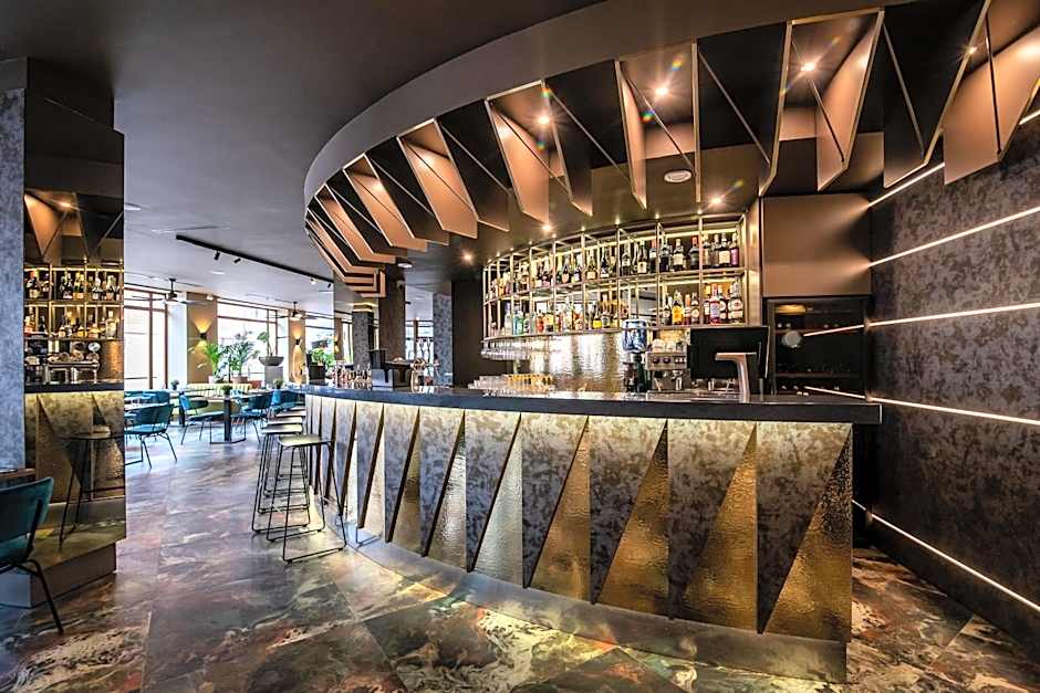 CONTI HOTEL VILNIUS, Conference Centre, Restaurant & Bar