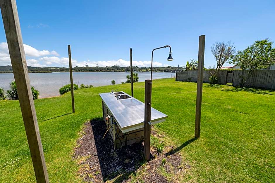 Waitangi Holiday Park