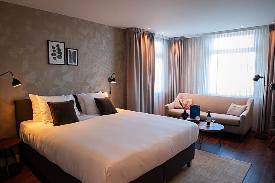 De Zon Hotel & Restaurant by Flow