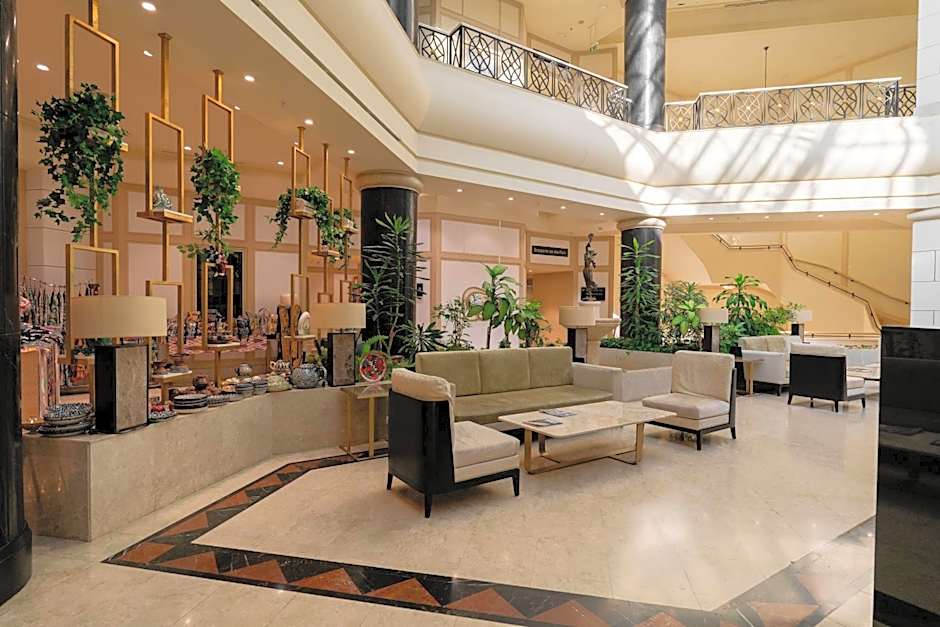 AZIMUT Grand Hotel Tashkent