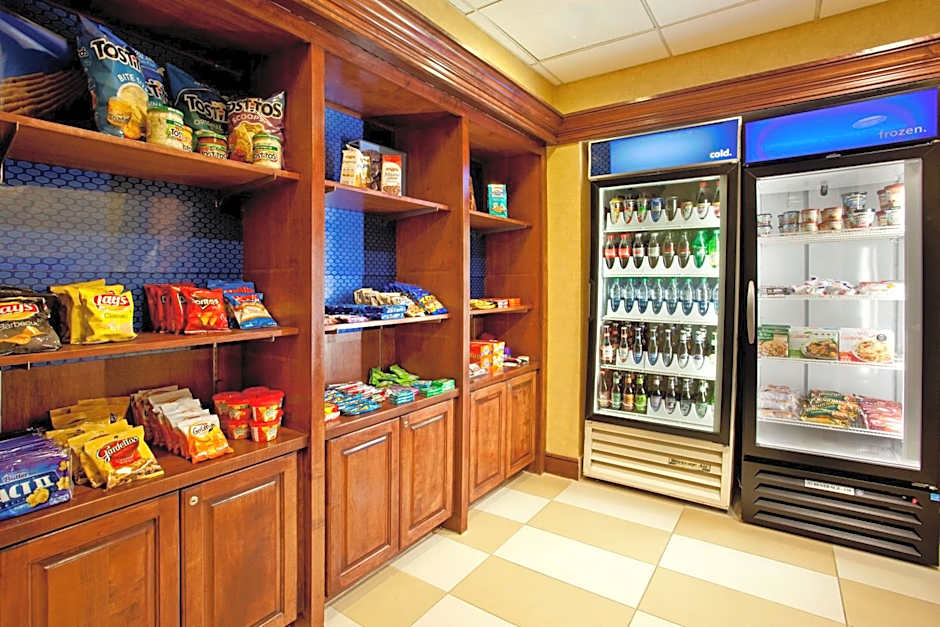 HAMPTON INN & SUITES BY HILTON NASHVILLE-SMYRNA