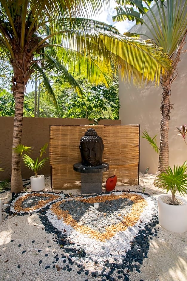 Casa Kaoba Hotel & Suites