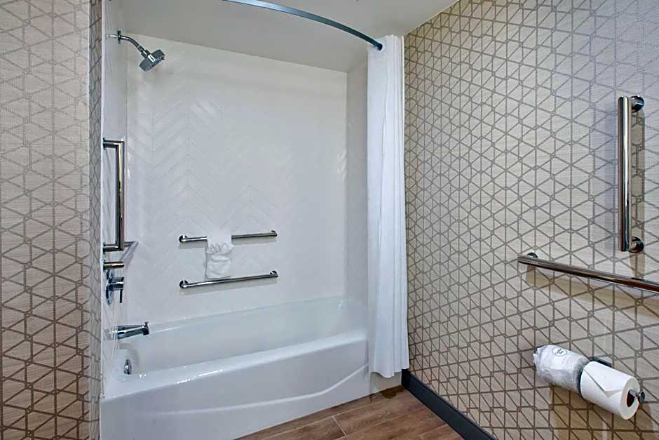 Holiday Inn Va Beach-Oceanside (21st St) By IHG