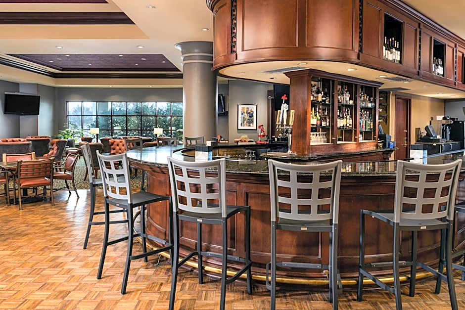 Renaissance by Marriott Tulsa Hotel & Convention Center