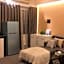 Hotel Tropical Daisy