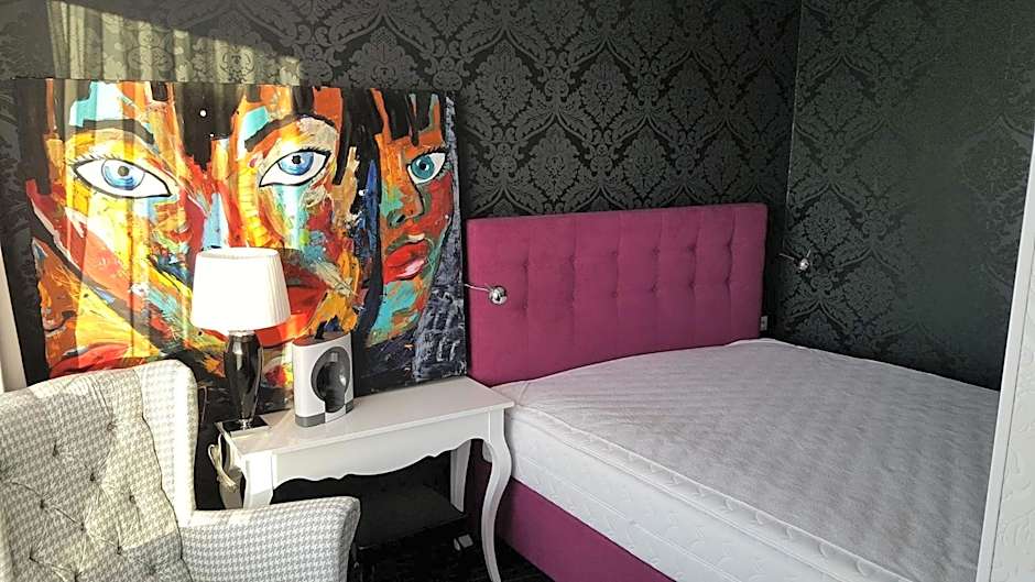 Axel Boutique Jacuzzi & Sauna