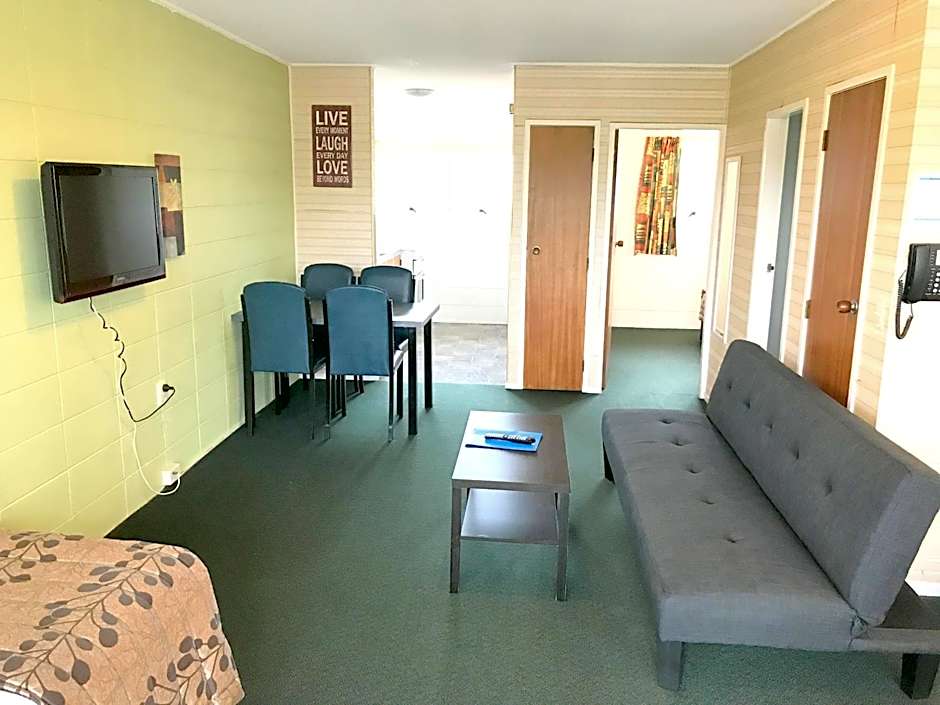 Greenview Motel