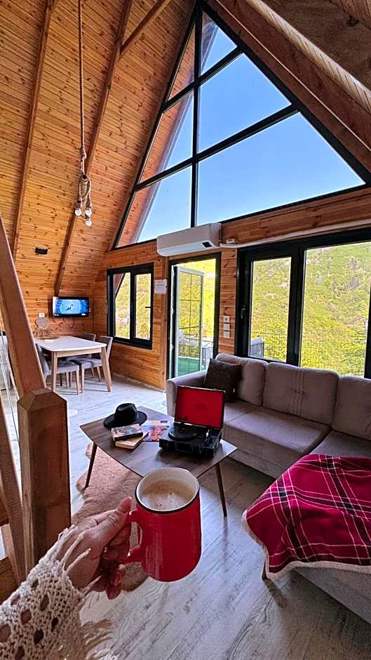 Hidden Garden Bungalow