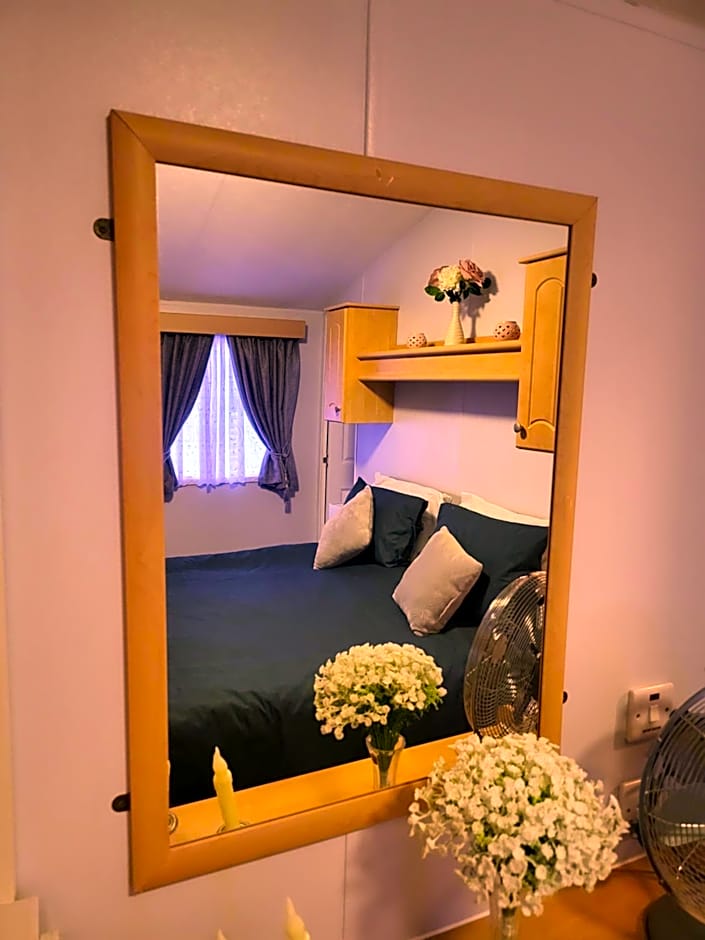 Vacation Escape - Valley Farm -Clacton-on-sea - Holiday Park