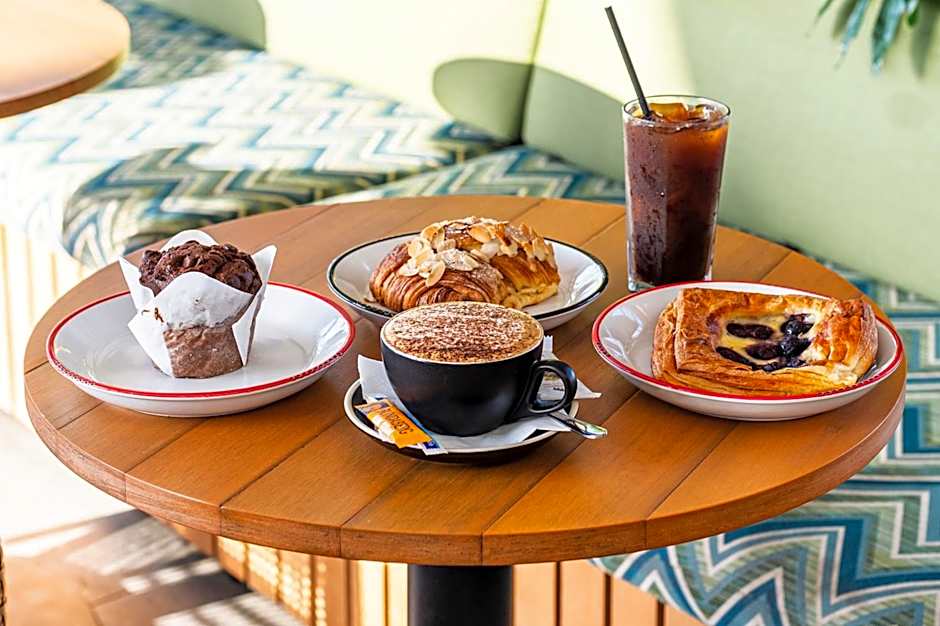 Ibis Darwin Airport Hotel