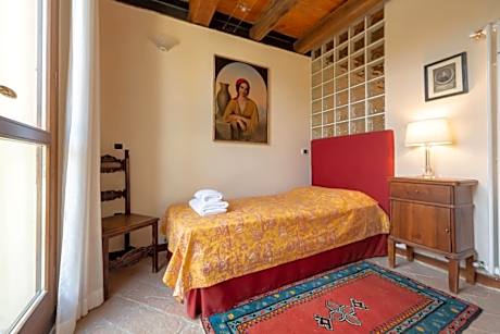 Suite 2 Doubles Non-Smoking