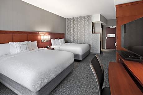 Queen Room with Two Queen Beds and Adapted Tub - Mobility and Hearing Accessible