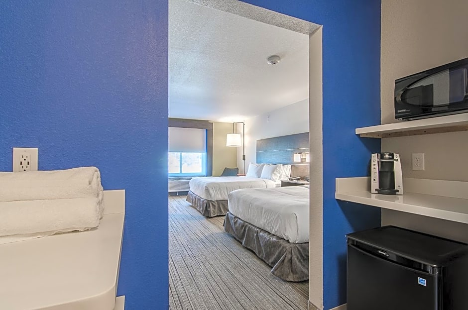 Holiday Inn Express & Suites - Atchison