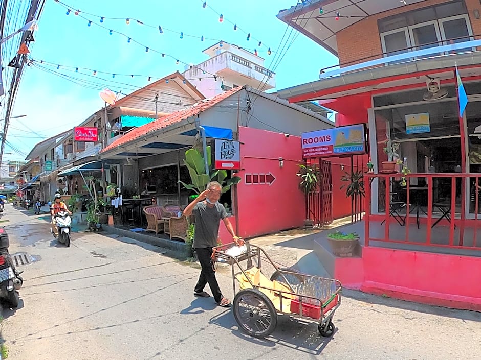 Golf-Sea-City Guest House