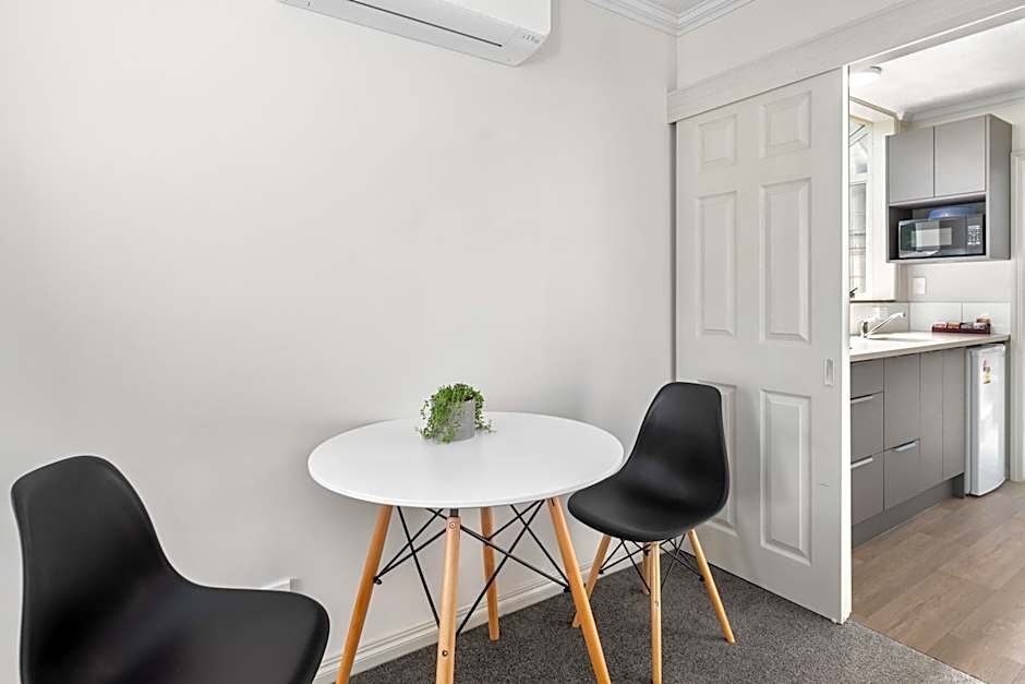 Ashleigh Court Motel