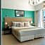 Ker Urquiza Hotel & Suites
