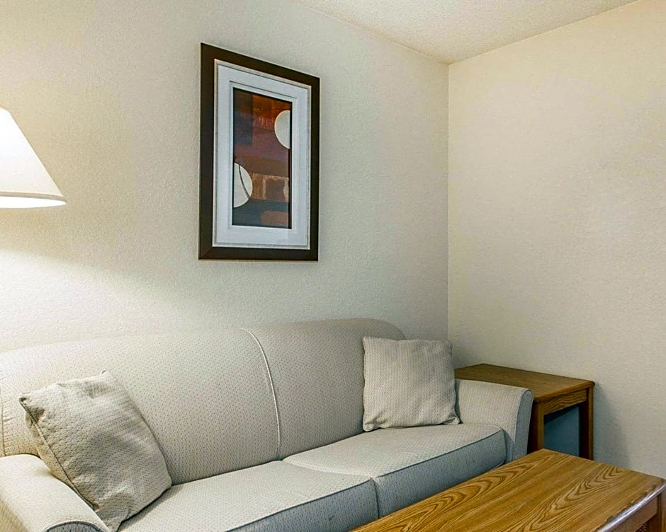 Quality Inn Reedsburg