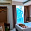 Loji Hotel