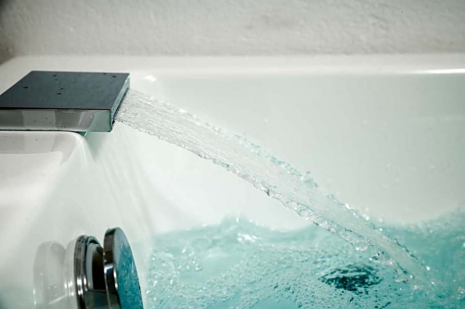 Elia Portou Luxury Residence