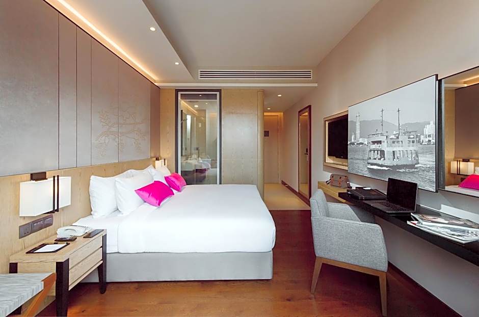 Photo 1 of 14 of Hollywood 1 King Bed