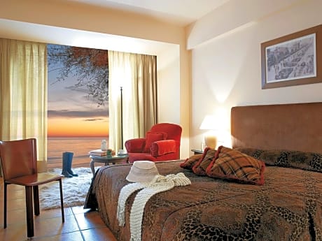 Egnatia Deluxe Guestroom with Veranda