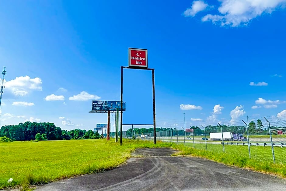 Hahira Inn By OYO near Valdosta
