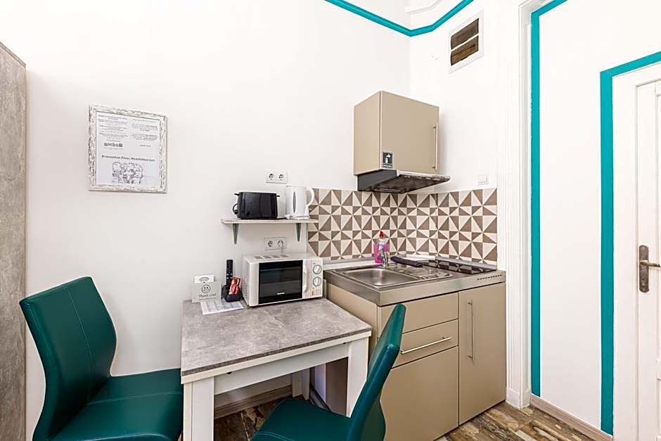 Amber Terrace Studios Downtown