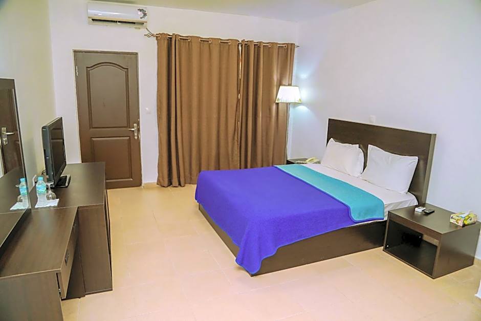 Riviera Taouyah Hotel