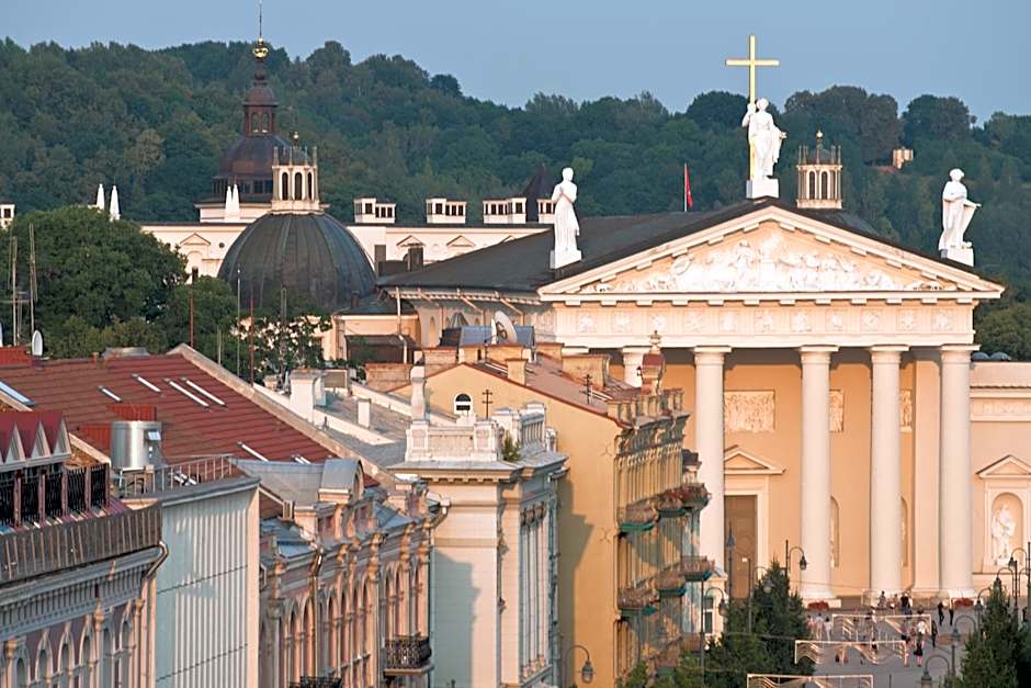 Congress Avenue Hotel