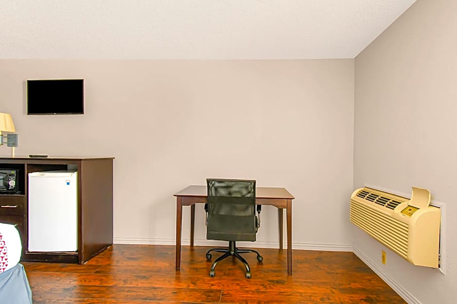 OYO Hotel Irving DFW Airport South