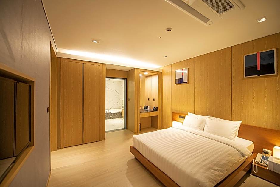 J One Hotel Cheongju