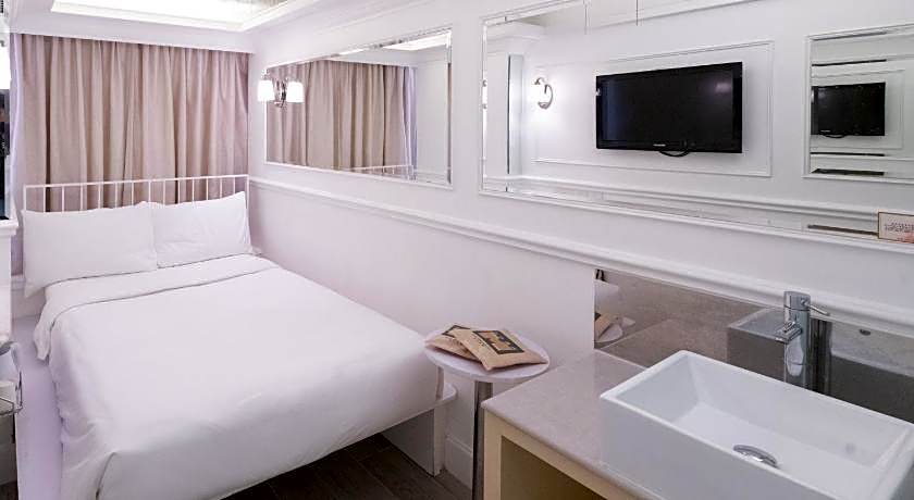 Mini Hotel Causeway Bay