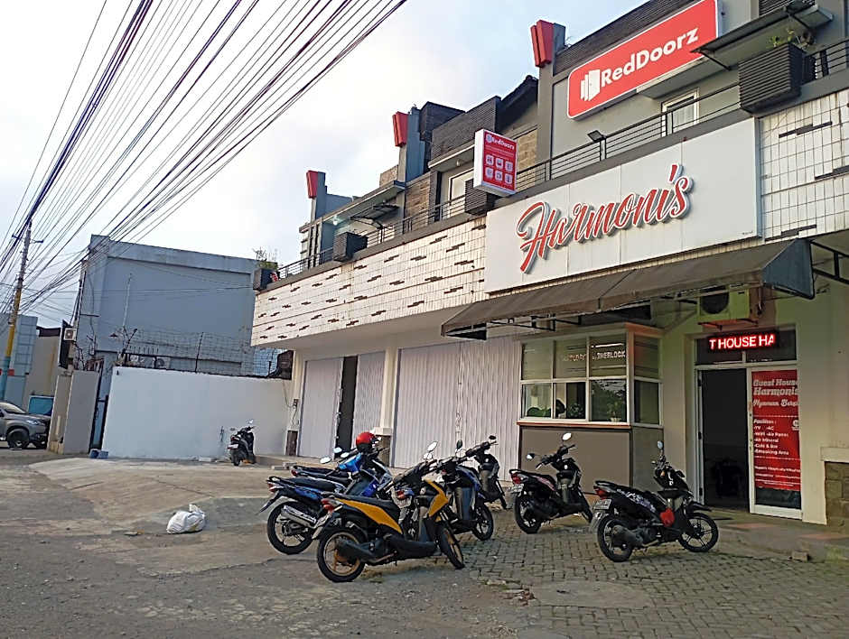 RedDoorz @ Jalan Sudirman Purwokerto