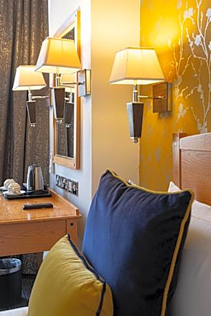 Standard Family Room with Air Conditioning