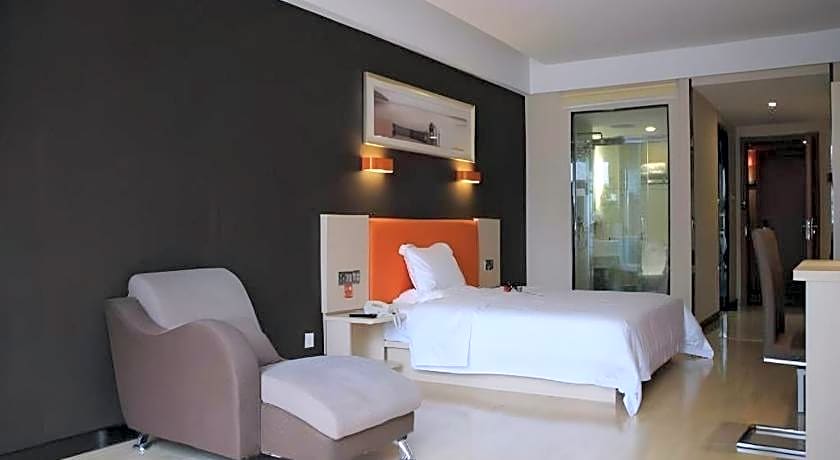 7 Days Premium Jingjiang Fuhai New World Automobile Terminal Branch