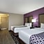 La Quinta Inn & Suites by Wyndham Roanoke Salem