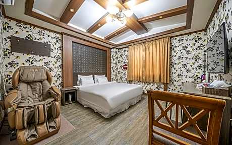 Geojedo Gohyeon Renaissance