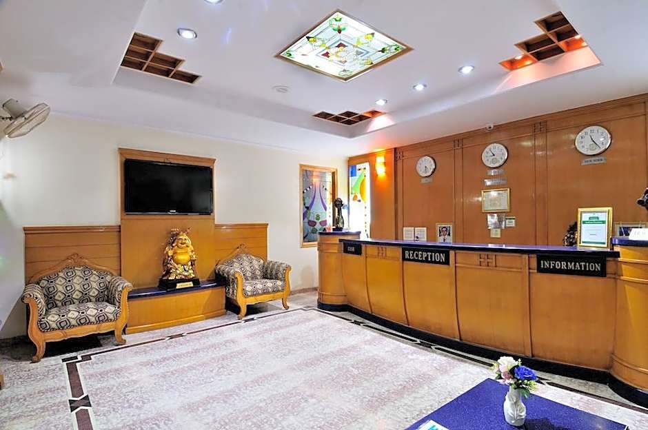 Hotel Maharaja Residency