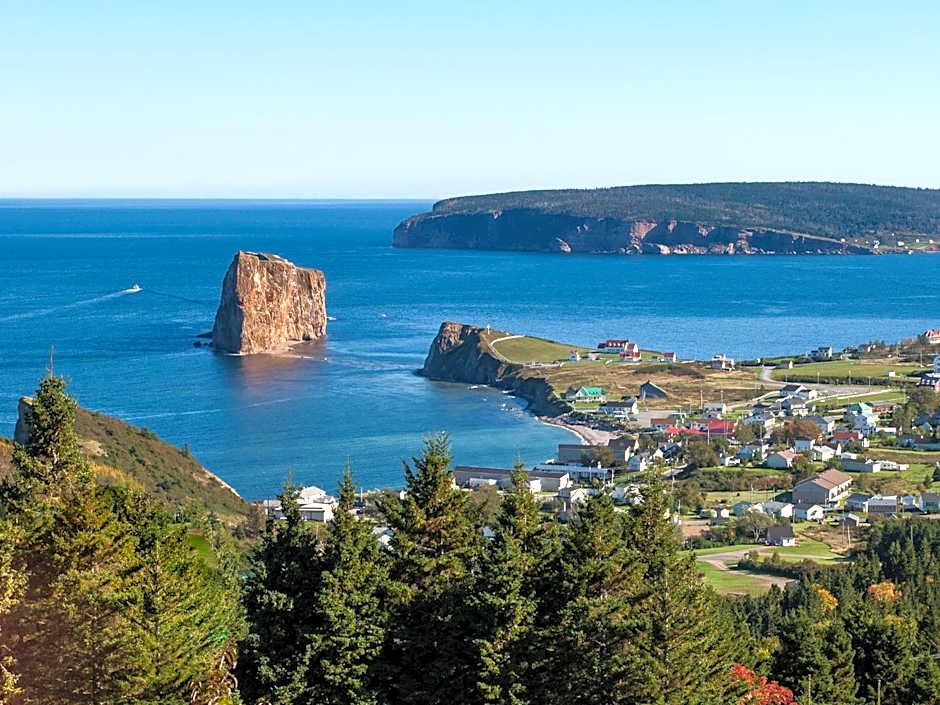 Au Pic de l'Aurore Motel-Chalets