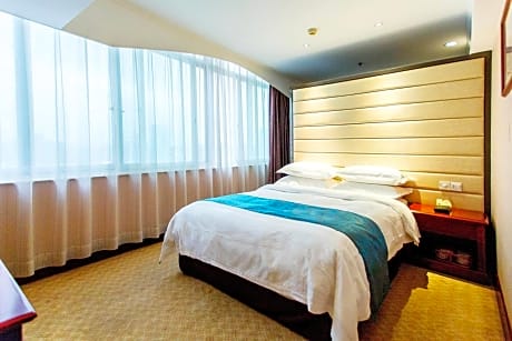 Double Room with Lake View
