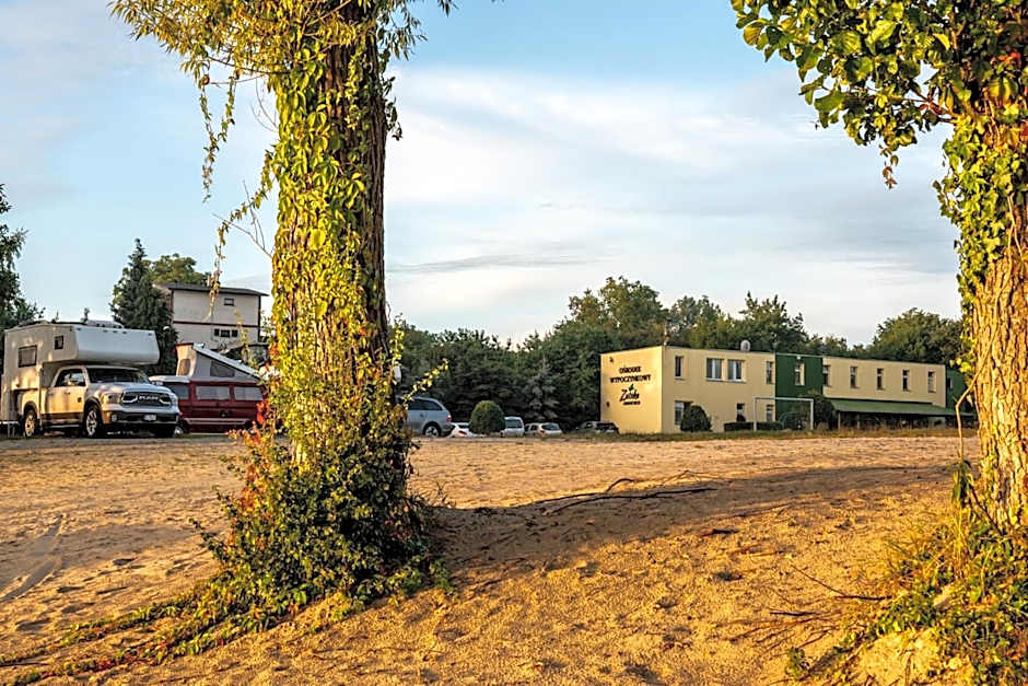 Zatoka Zabłockich Ośrodek Wypoczynkowy