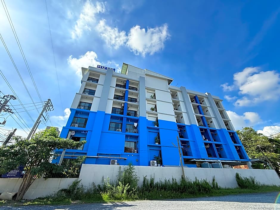 BAAN PAKNAM HOTEL