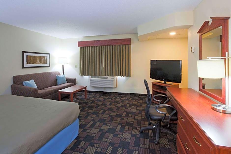 AmericInn by Wyndham Austin